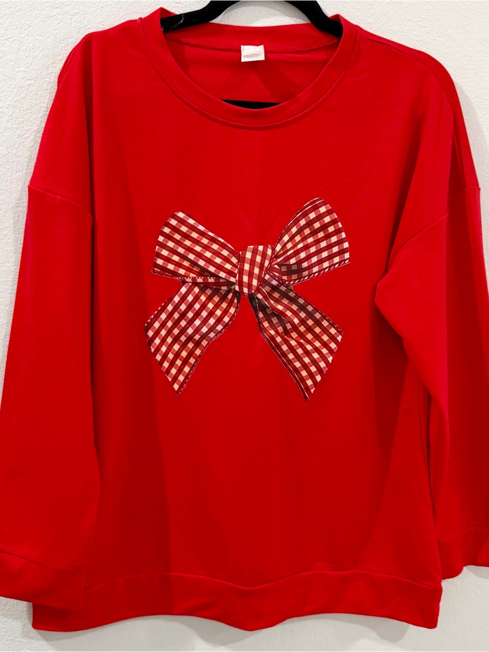 Red Gingham Bow Festive Graphic Print Soft Pullover Crewneck Sweatshirt Large
